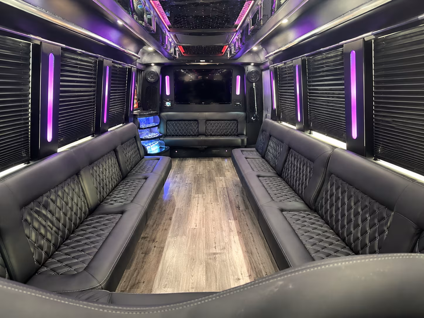 Fort Myers Winery Tour & Pub Crawl Transportation onboard seating
