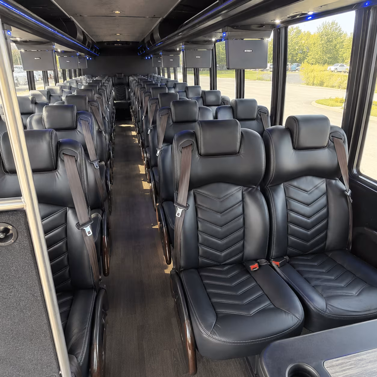 Riverview Airport Shuttles & Transportation