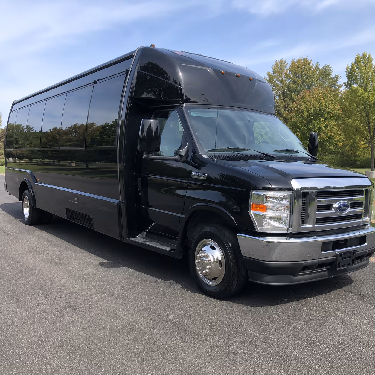 St. Petersburg Birthday, Sweet 16, & Quinceañera Party Bus Rentals
