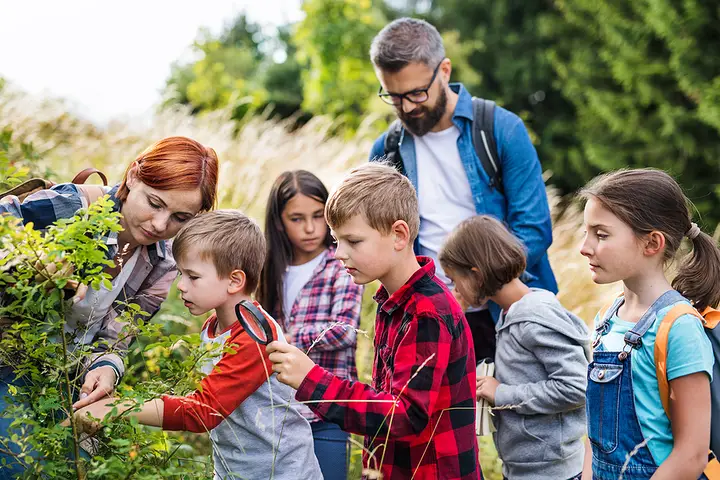 School Field Trip Bus Rentals in The Villages